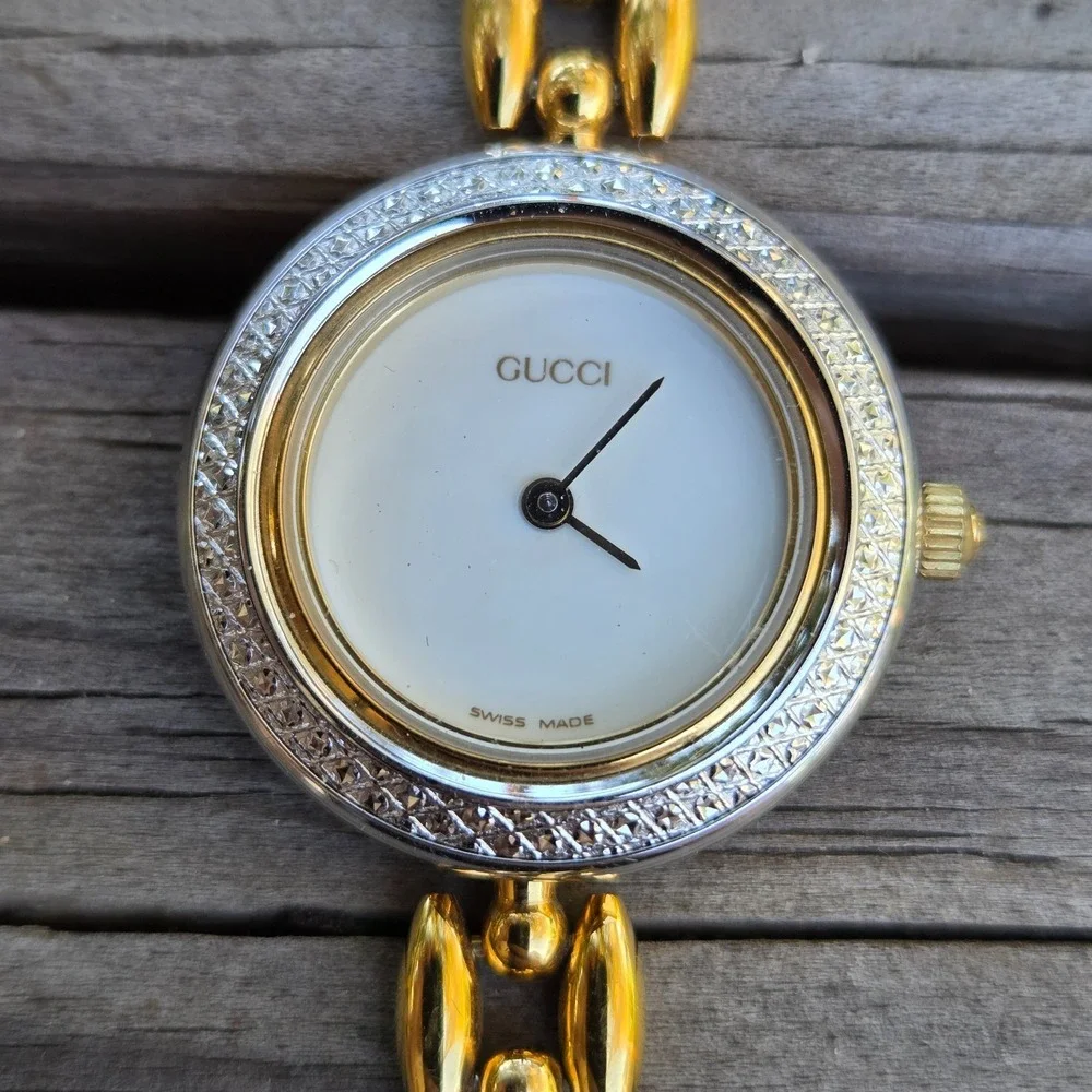 Gucci 1200 Diamond Cut Gold Tone Wrist Vintage Womens Watch Box & New Battery